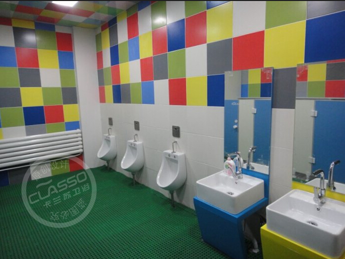 幼儿园卫生间小便斗效果图